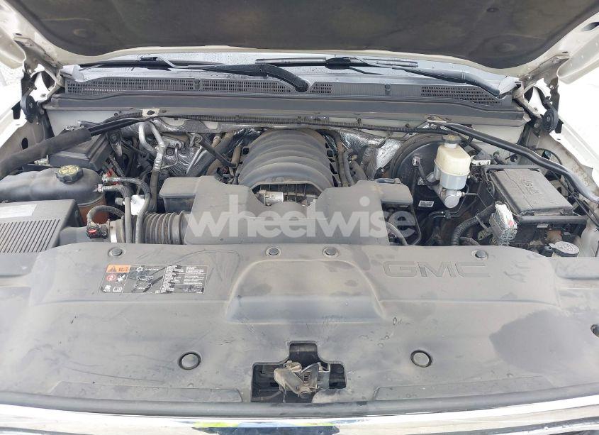 Photo 10 of 2015 Gmc Yukon SLT (VIN 1GKS1BKC3FR102961)