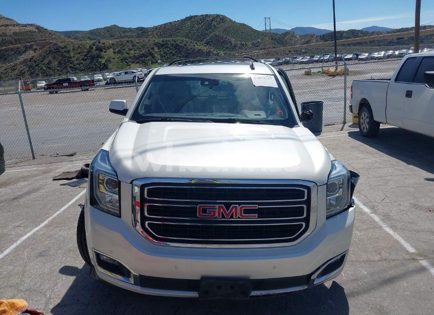 Photo 12 of 2015 Gmc Yukon SLT (VIN 1GKS1BKC3FR102961)