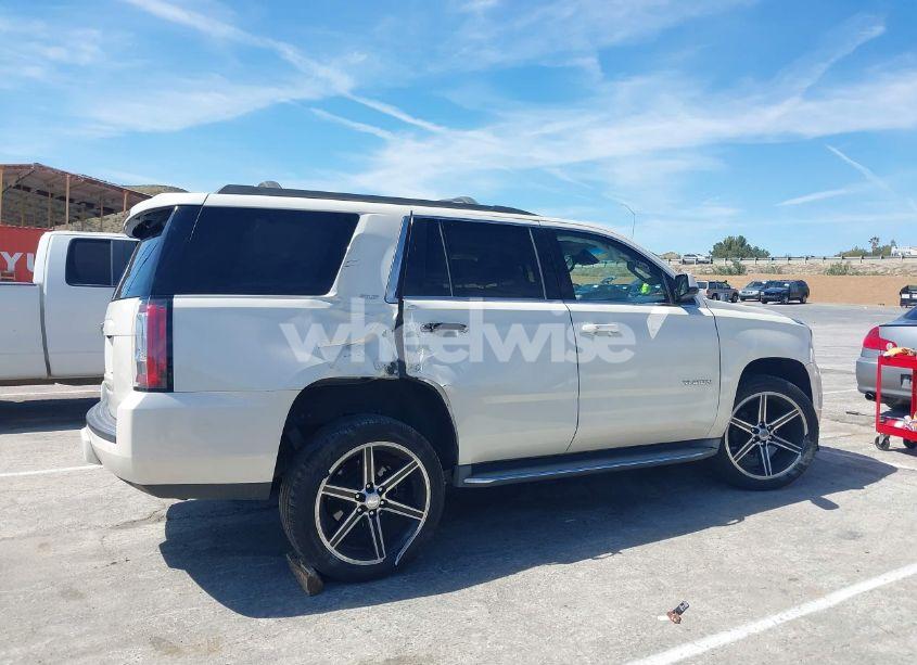 Photo 13 of 2015 Gmc Yukon SLT (VIN 1GKS1BKC3FR102961)