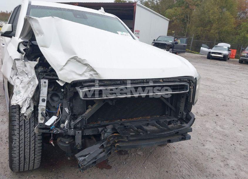 Photo 12 of 2016 Gmc Yukon SLT (VIN 1GKS1BKC4GR338259)