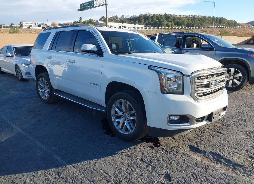 2017 Gmc Yukon SLT (VIN 1GKS1BKC6HR197695) main photo