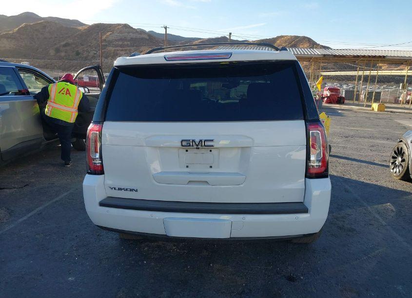 Photo 16 of 2017 Gmc Yukon SLT (VIN 1GKS1BKC6HR197695)