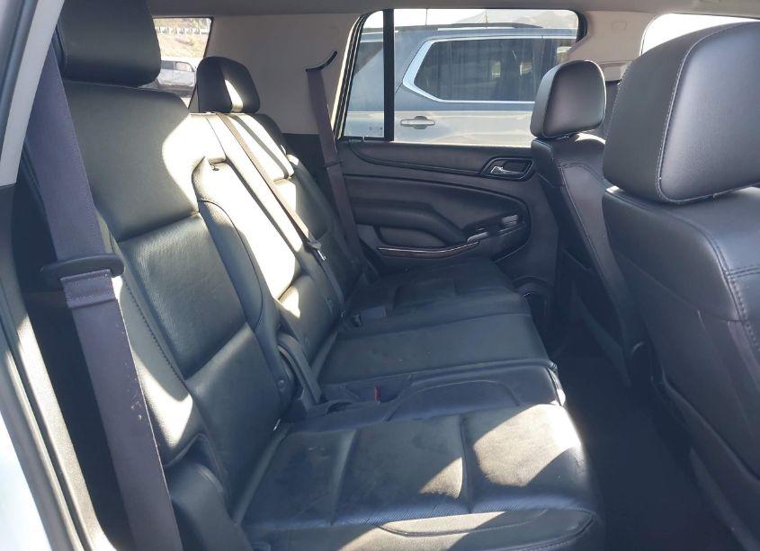 Photo 8 of 2017 Gmc Yukon SLT (VIN 1GKS1BKC6HR197695)