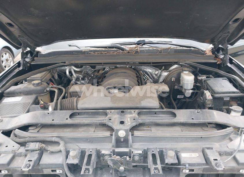 Photo 10 of 2017 Gmc Yukon SLT (VIN 1GKS1BKC7HR157853)