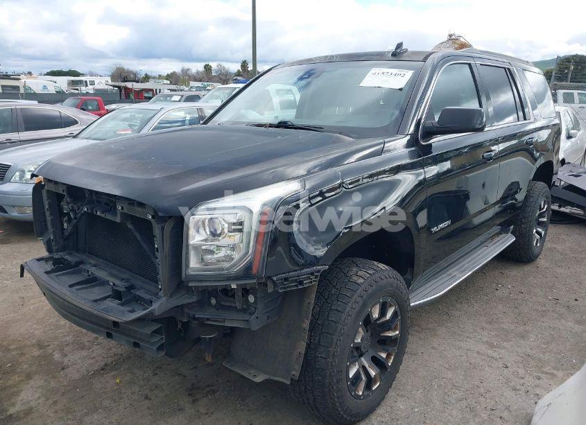 Photo 2 of 2017 Gmc Yukon SLT (VIN 1GKS1BKC7HR157853)