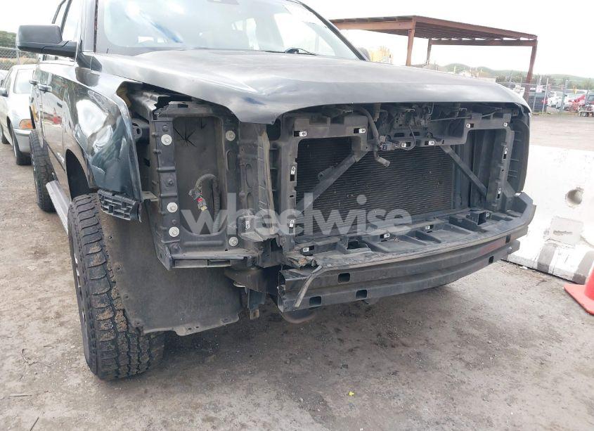 Photo 6 of 2017 Gmc Yukon SLT (VIN 1GKS1BKC7HR157853)