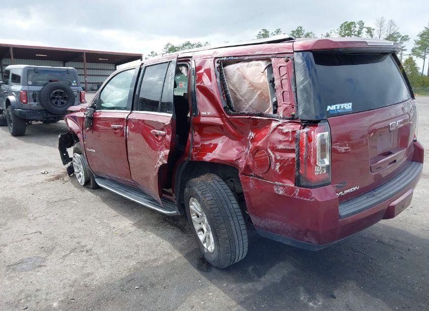 Photo 3 of 2017 Gmc Yukon SLT (VIN 1GKS1BKC8HR186973)