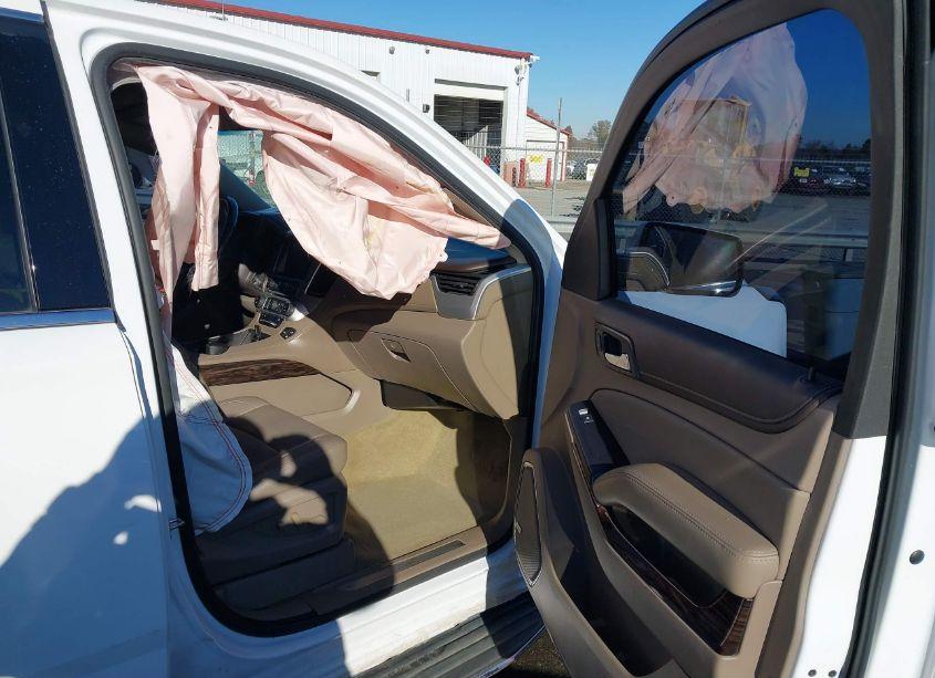 Photo 5 of 2017 Gmc Yukon SLT (VIN 1GKS1BKC8HR192434)