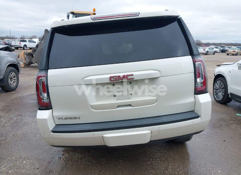 Photo 15 of 2015 Gmc Yukon SLT (VIN 1GKS1BKC9FR175459)