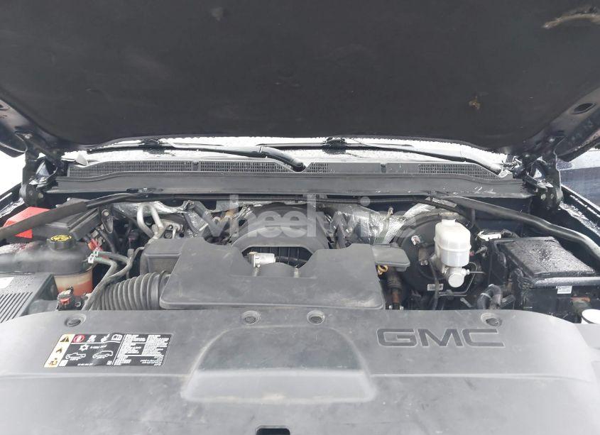 Photo 10 of 2017 Gmc Yukon SLT (VIN 1GKS1BKC9HR197495)