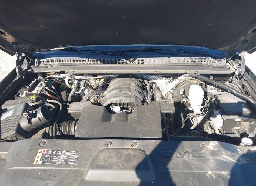 Photo 10 of 2017 Gmc Yukon SLT (VIN 1GKS1BKCXHR150511)