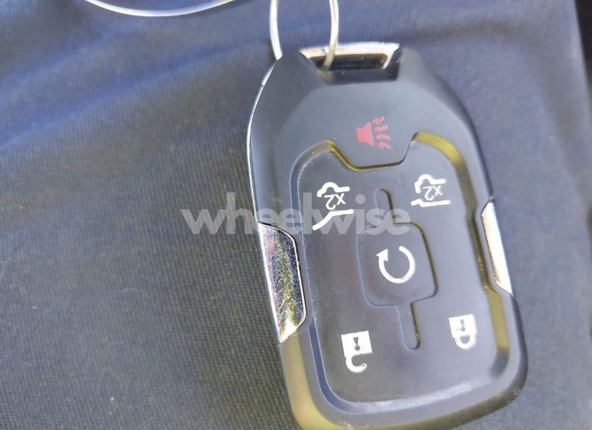 Photo 11 of 2017 Gmc Yukon SLT (VIN 1GKS1BKCXHR150511)