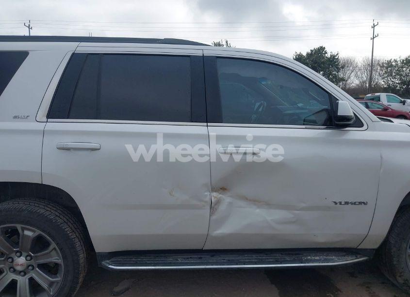 Photo 13 of 2019 Gmc Yukon SLT (VIN 1GKS1BKCXKR329607)