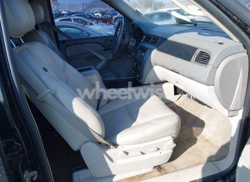 Photo 5 of 2011 Gmc Yukon SLT (VIN 1GKS1CE00BR157983)