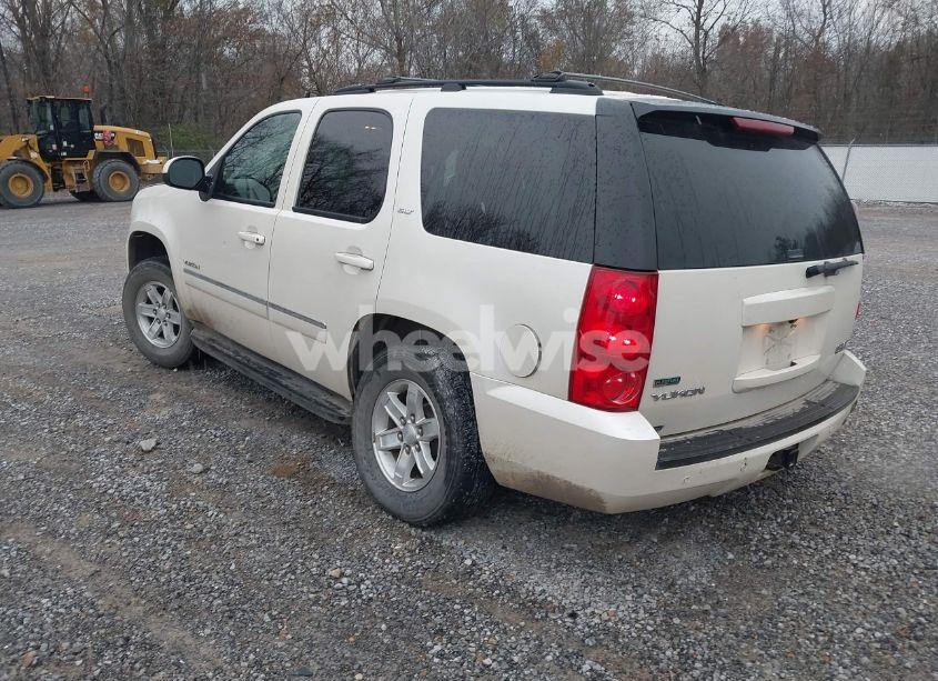 Photo 3 of 2011 Gmc Yukon SLT (VIN 1GKS1CE0XBR385523)