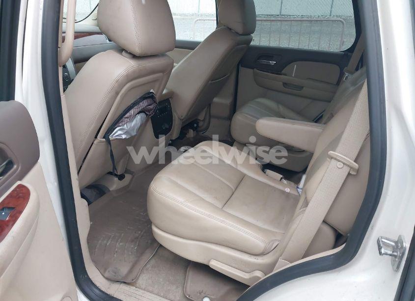 Photo 8 of 2011 Gmc Yukon SLT (VIN 1GKS1CE0XBR385523)