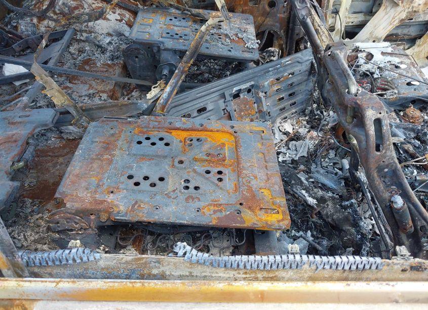 Photo 8 of 2017 Gmc Yukon DENALI (VIN 1GKS1CKJ8HR202836)