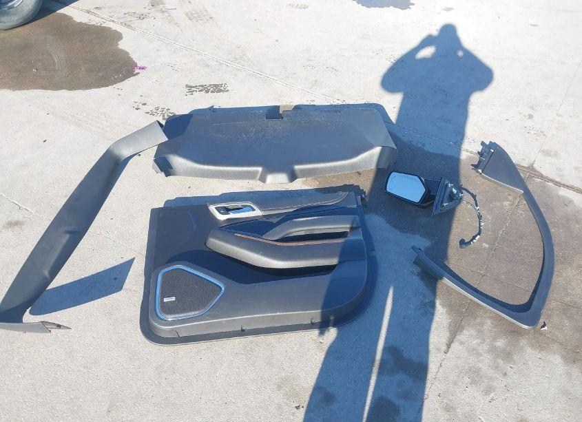 Photo 12 of 2019 Gmc Yukon DENALI (VIN 1GKS1CKJ8KR299415)