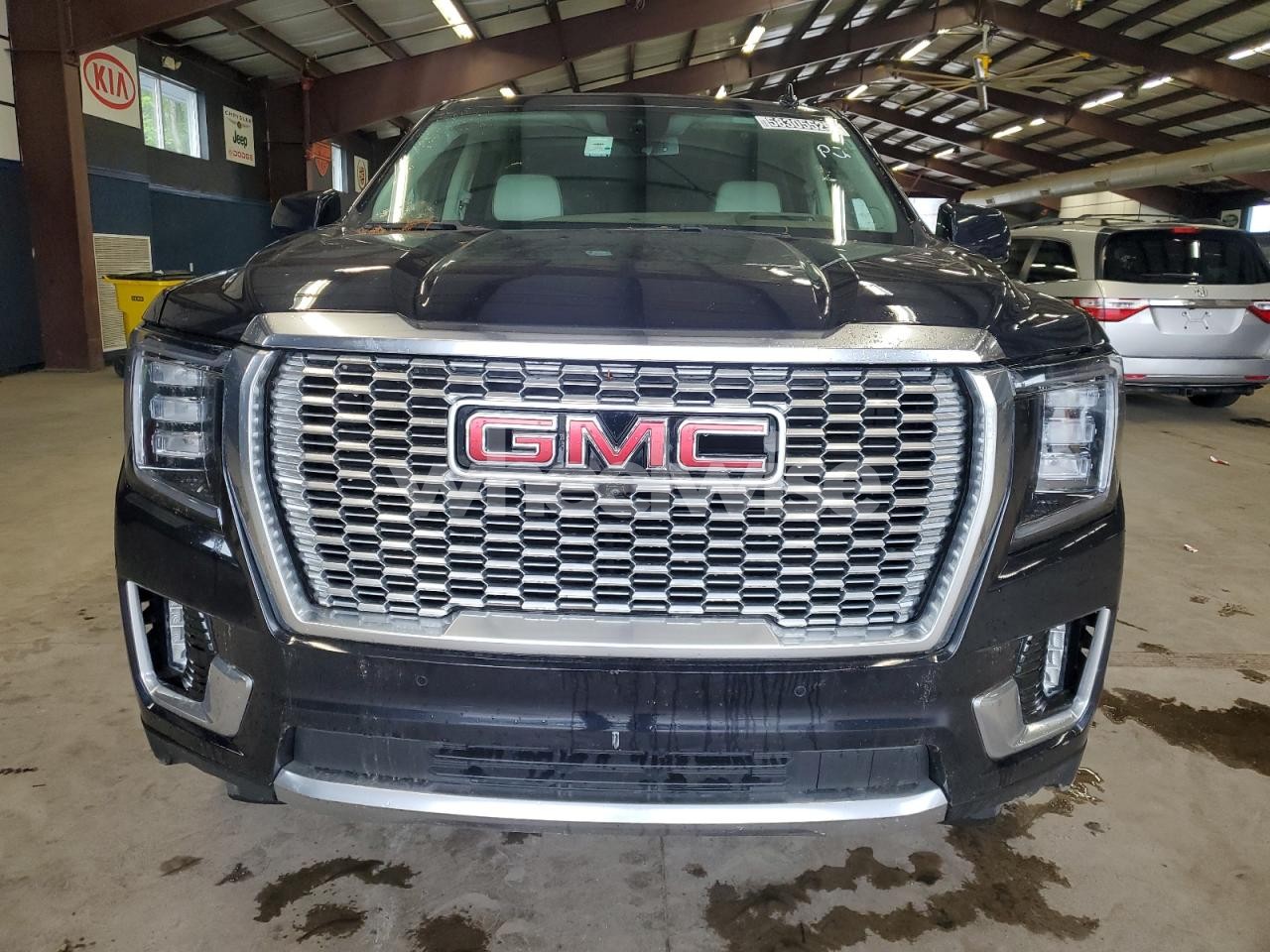 Photo 5 of 2023 GMC YUKON DENALI (VIN 1GKS1DKL9PR233146)