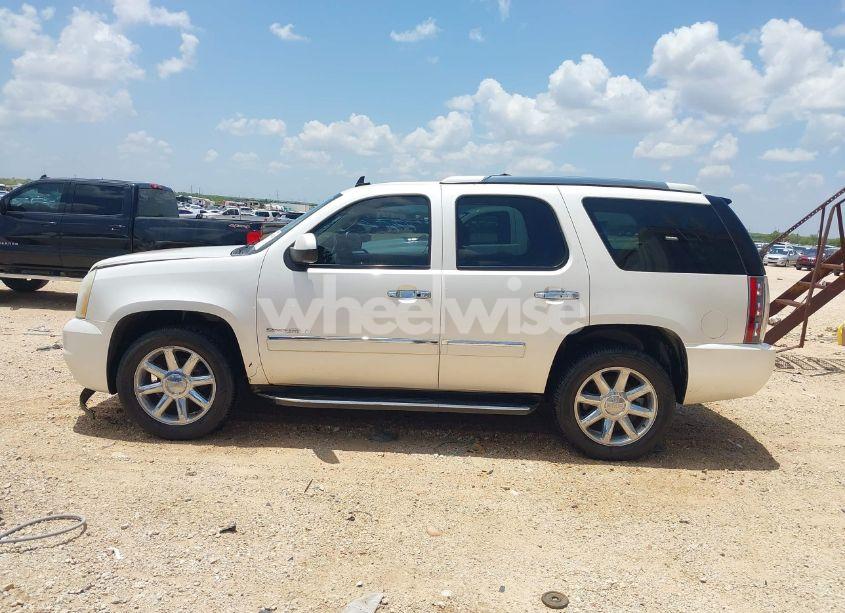 Photo 14 of 2011 Gmc Yukon DENALI (VIN 1GKS1EEF1BR391341)
