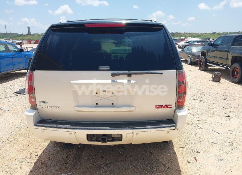 Photo 16 of 2011 Gmc Yukon DENALI (VIN 1GKS1EEF1BR391341)