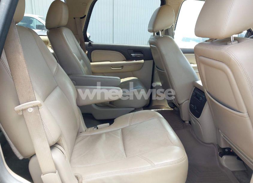 Photo 8 of 2011 Gmc Yukon DENALI (VIN 1GKS1EEF6BR347125)