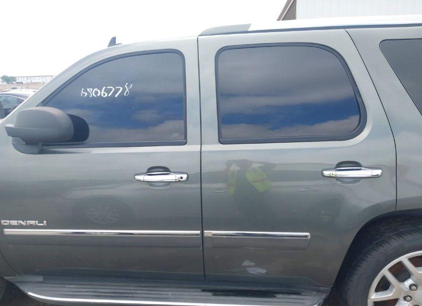 Photo 14 of 2011 Gmc Yukon DENALI (VIN 1GKS1EEFXBR212097)