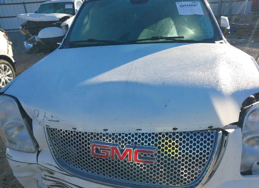 Photo 10 of 2011 Gmc Yukon DENALI (VIN 1GKS1EEFXBR311342)