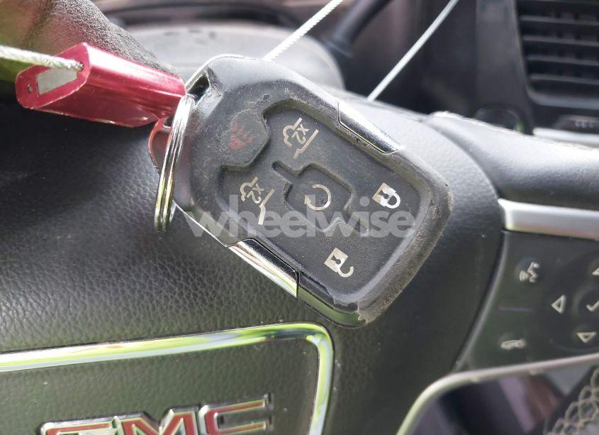 Photo 11 of 2019 Gmc Yukon XL SLT (VIN 1GKS1GKC1KR384332)