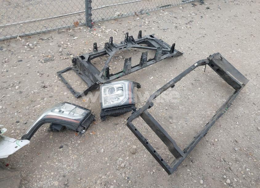 Photo 19 of 2019 Gmc Yukon XL SLT (VIN 1GKS1GKC1KR384332)