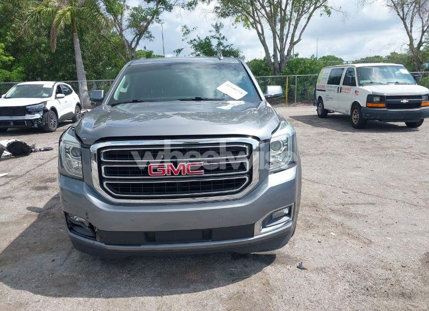 Photo 13 of 2019 Gmc Yukon XL SLT (VIN 1GKS1GKC3KR214358)