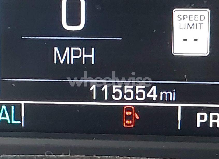 Photo 16 of 2019 Gmc Yukon XL SLT (VIN 1GKS1GKC3KR214358)