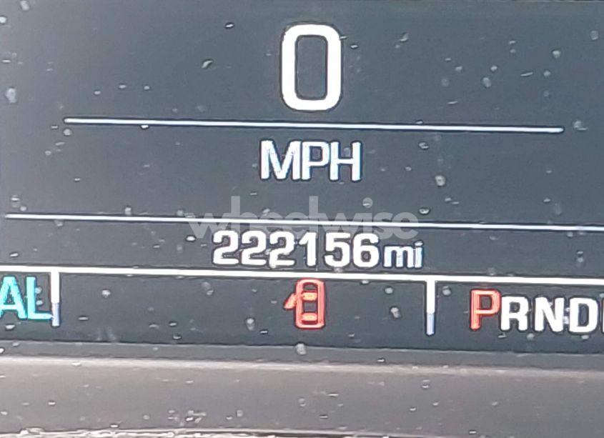 Photo 15 of 2019 Gmc Yukon XL SLT (VIN 1GKS1GKC5KR393986)