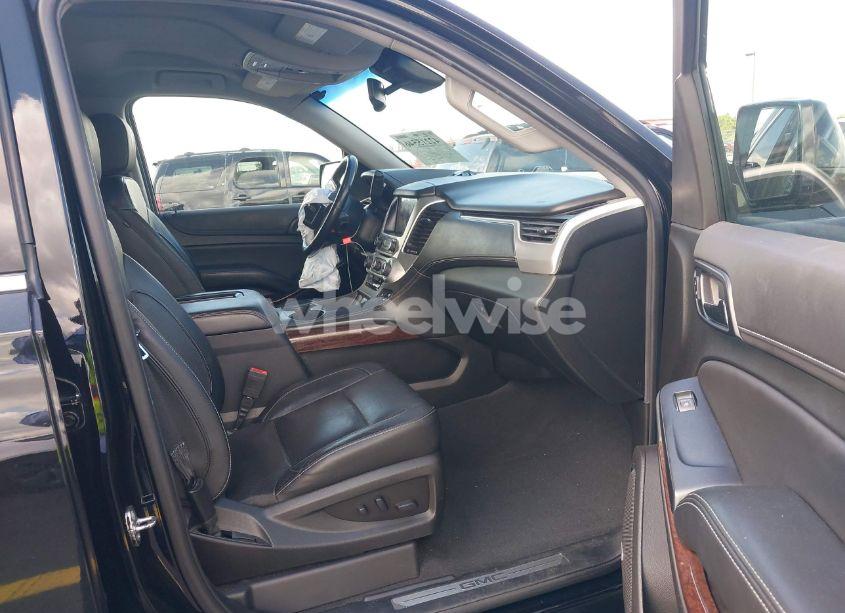 Photo 5 of 2019 Gmc Yukon XL SLT (VIN 1GKS1GKC5KR393986)