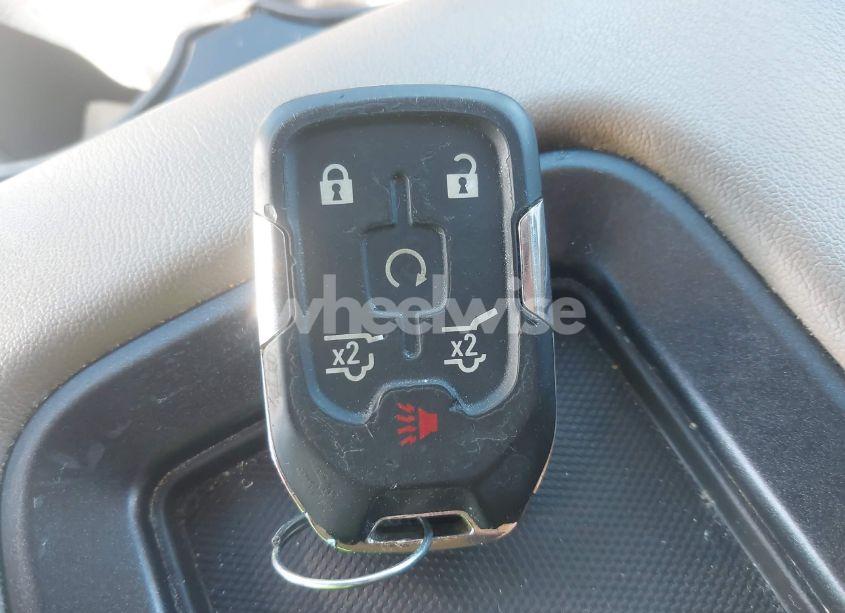 Photo 11 of 2019 Gmc Yukon XL SLT (VIN 1GKS1GKC6KR244728)