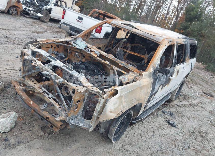 Photo 2 of 2017 Gmc Yukon XL SLT (VIN 1GKS1GKC7HR130276)