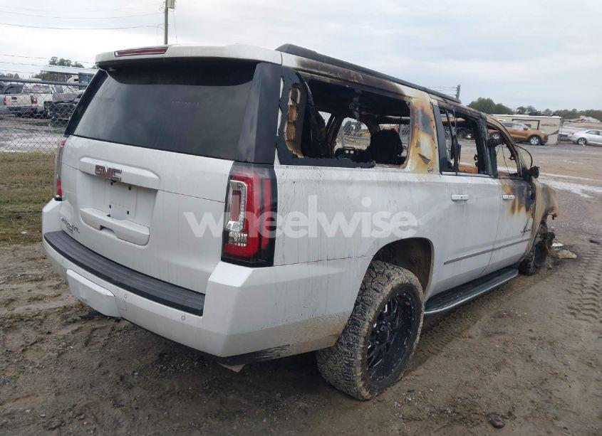 Photo 4 of 2017 Gmc Yukon XL SLT (VIN 1GKS1GKC7HR130276)