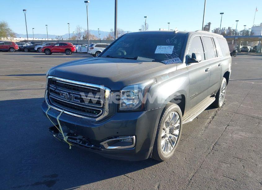 Photo 2 of 2019 Gmc Yukon XL SLT (VIN 1GKS1GKCXKR323920)