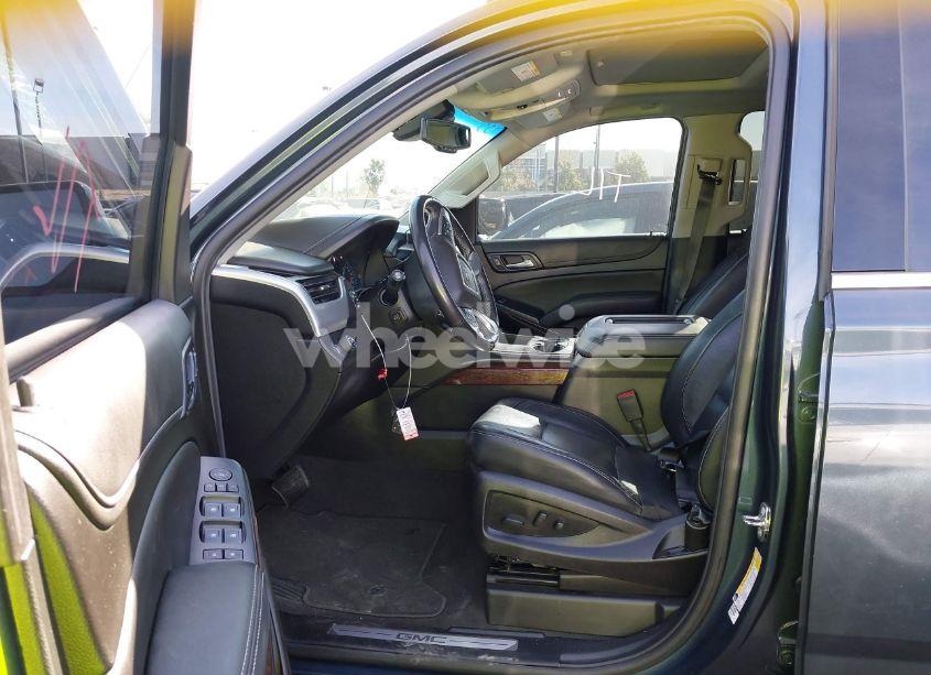 Photo 5 of 2019 Gmc Yukon XL SLT (VIN 1GKS1GKCXKR323920)