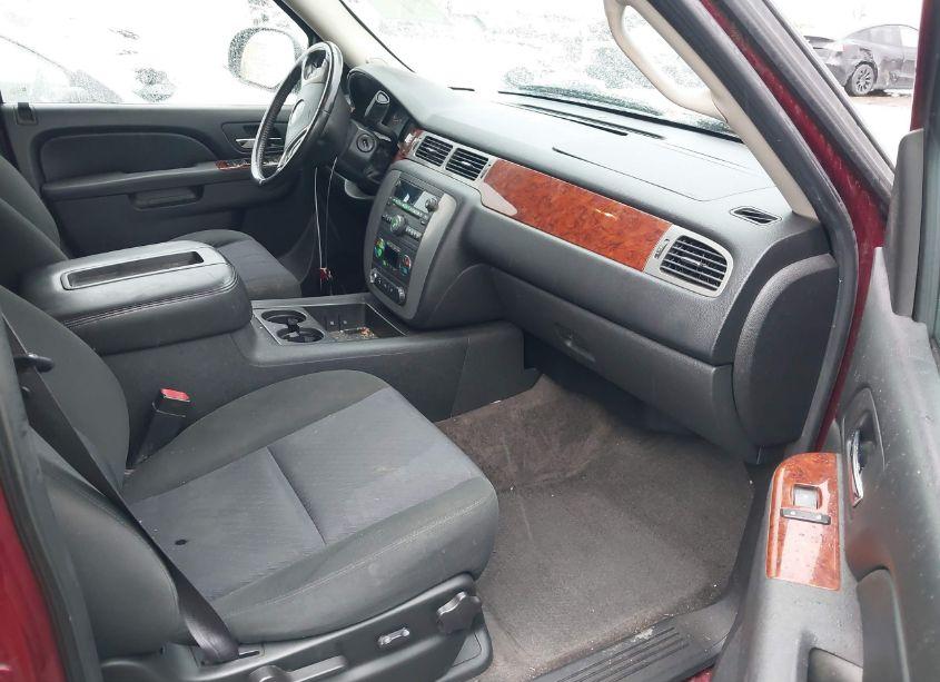 Photo 5 of 2011 Gmc Yukon XL 1500 SLE (VIN 1GKS1HE0XBR134210)