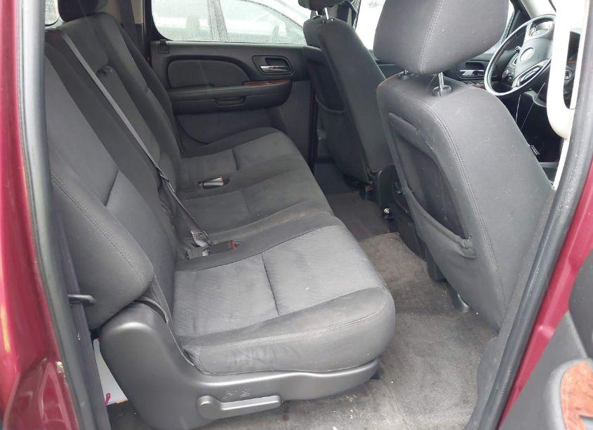 Photo 8 of 2011 Gmc Yukon XL 1500 SLE (VIN 1GKS1HE0XBR134210)