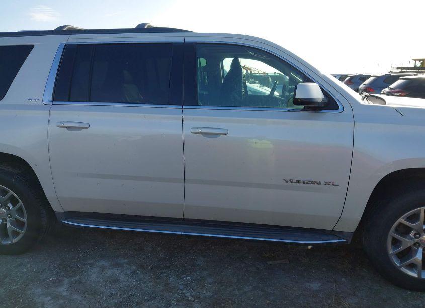 Photo 13 of 2015 Gmc Yukon XL 1500 SLT (VIN 1GKS1HKC5FR592371)