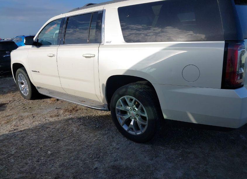 Photo 14 of 2015 Gmc Yukon XL 1500 SLT (VIN 1GKS1HKC5FR592371)