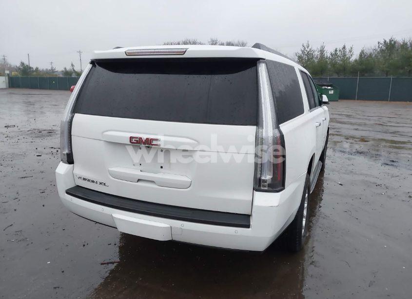 Photo 4 of 2015 Gmc Yukon XL 1500 SLT (VIN 1GKS1HKC7FR223513)
