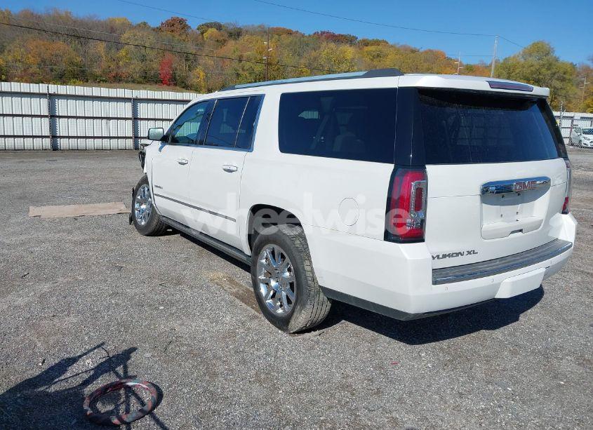Photo 3 of 2016 Gmc Yukon XL DENALI (VIN 1GKS1HKJ4GR374101)