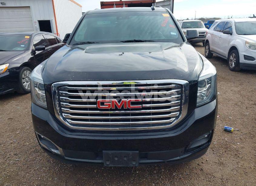 Photo 12 of 2019 Gmc Yukon XL (VIN 1GKS1HKJ5KR177396)