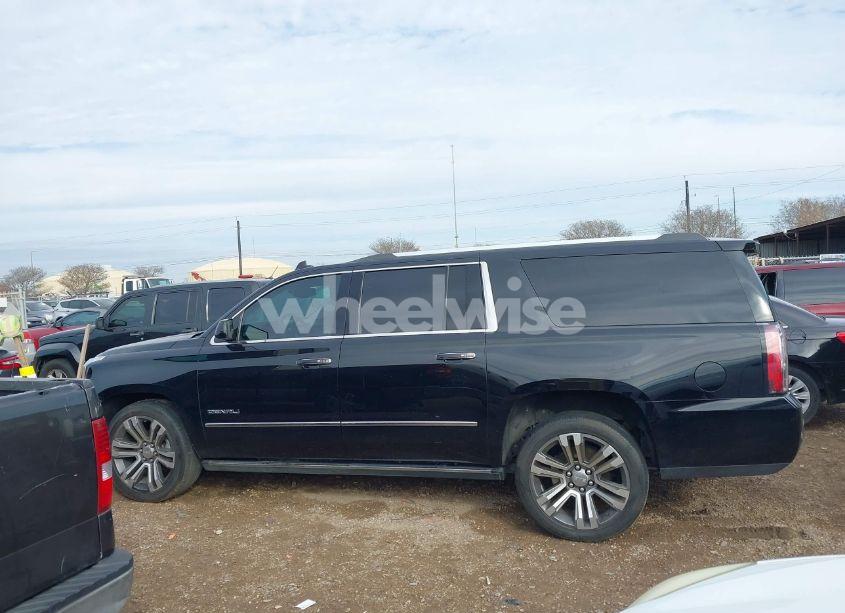 Photo 14 of 2019 Gmc Yukon XL (VIN 1GKS1HKJ5KR177396)