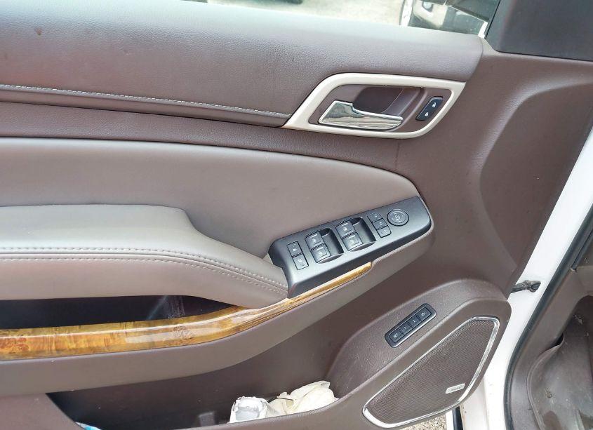 Photo 13 of 2016 Gmc Yukon XL DENALI (VIN 1GKS1HKJ8GR297751)