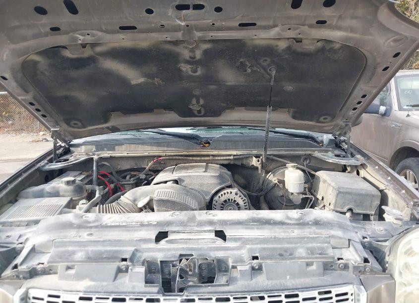 Photo 10 of 2011 Gmc Yukon XL 1500 SLT (VIN 1GKS1KE02BR297446)