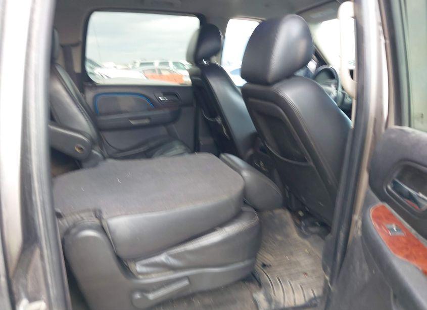 Photo 8 of 2011 Gmc Yukon XL 1500 SLT (VIN 1GKS1KE02BR297446)